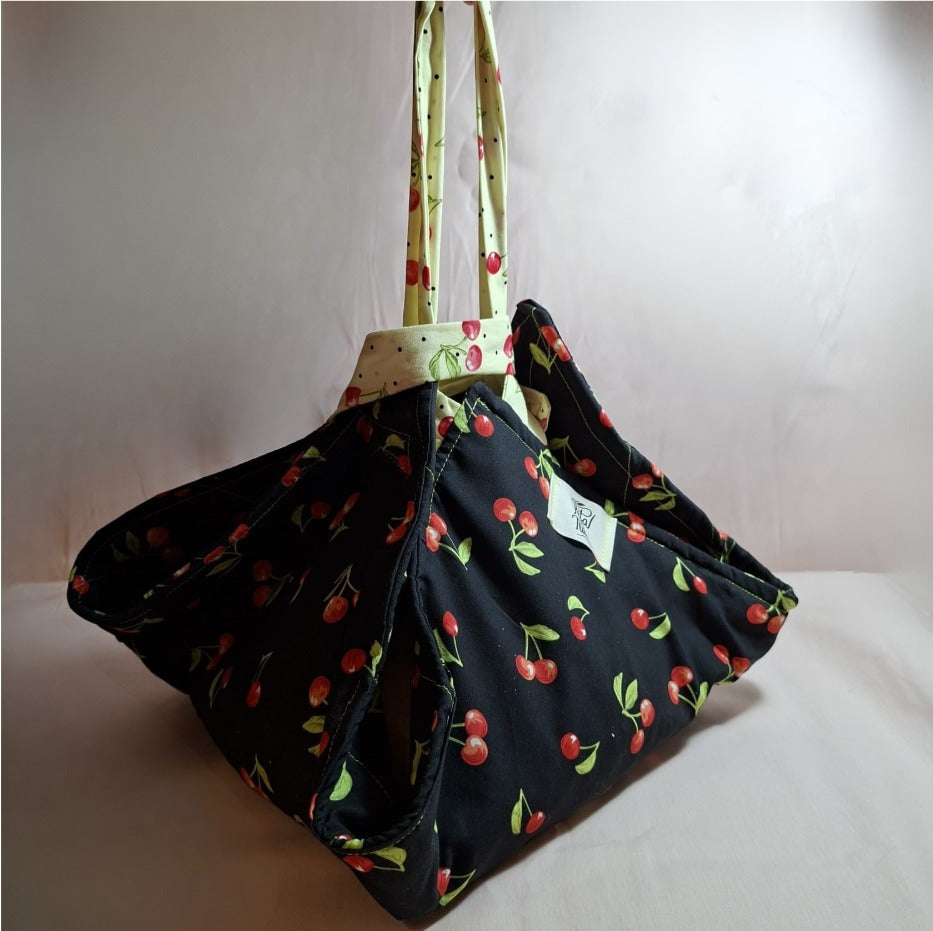 Quilted Pie Carrier with Handles