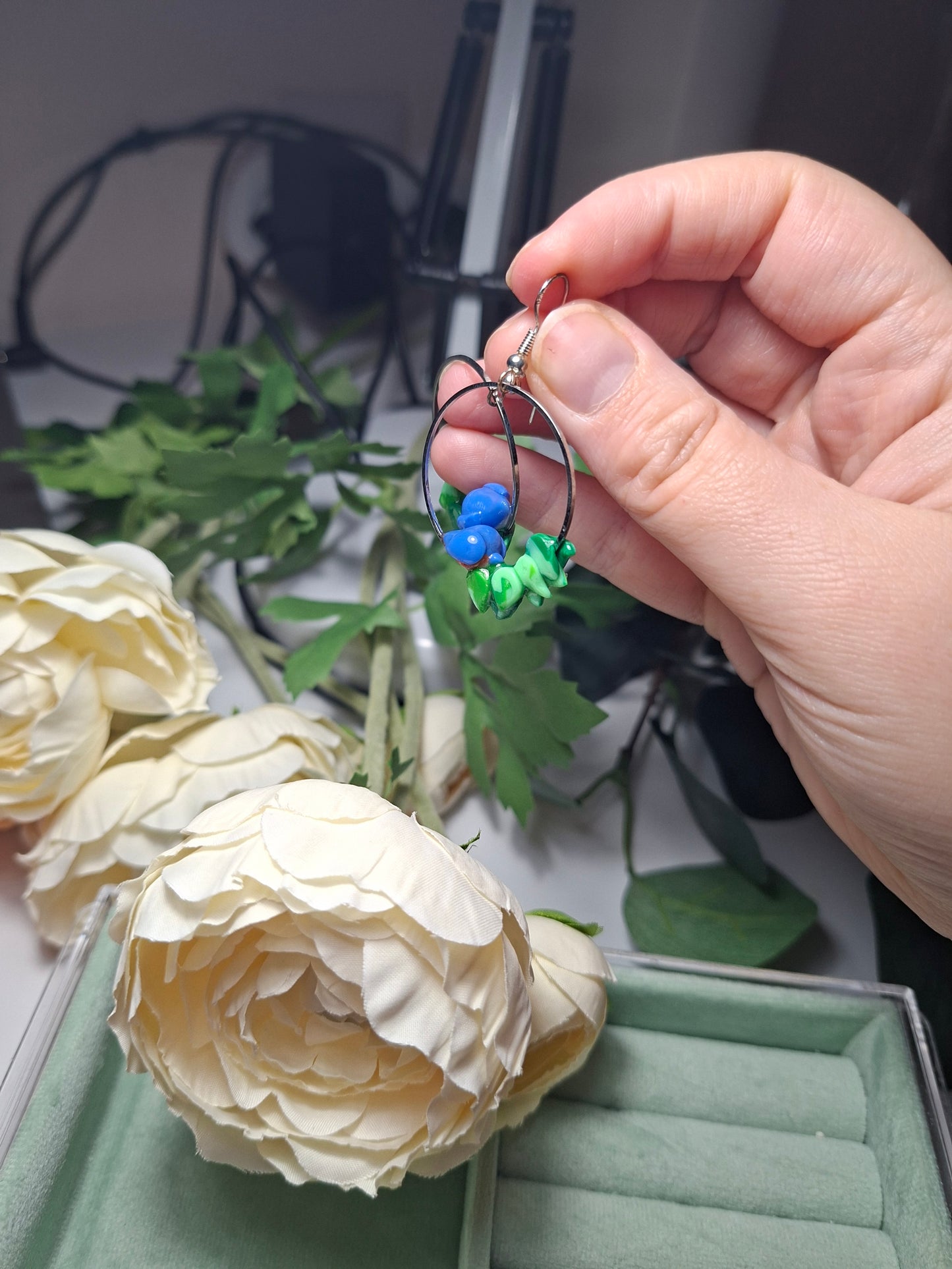 bird and leaves hoop earrings polymer clay, UV resin coat